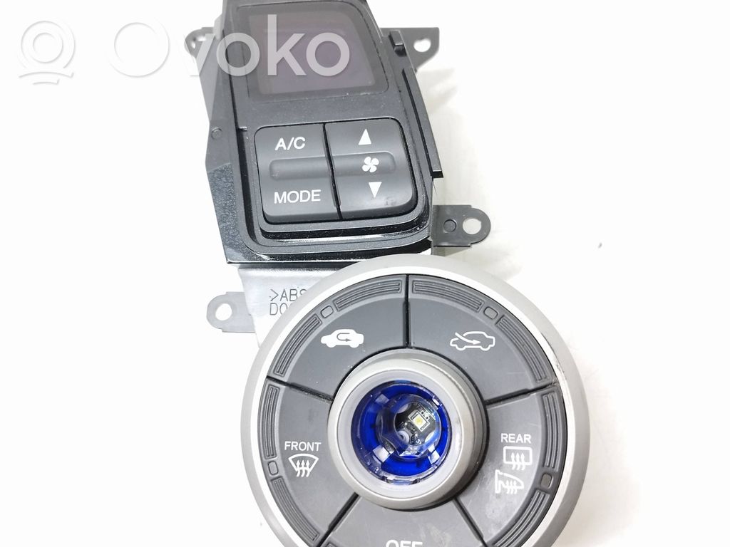 Honda Insight Climate control unit 