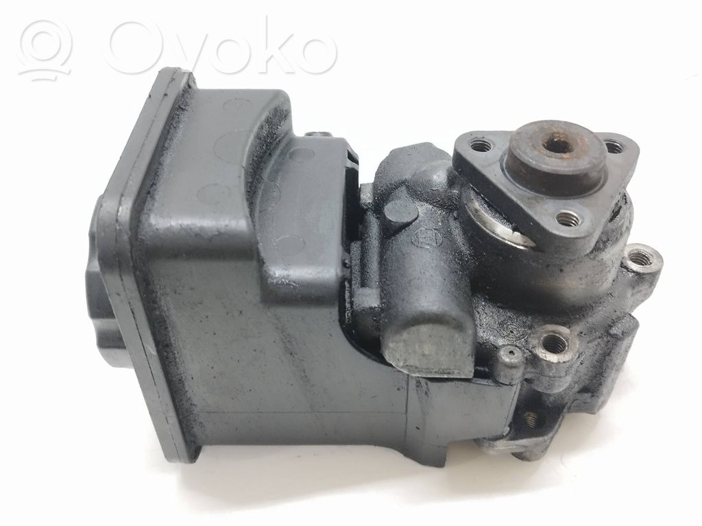 BMW 3 E46 Power steering pump 