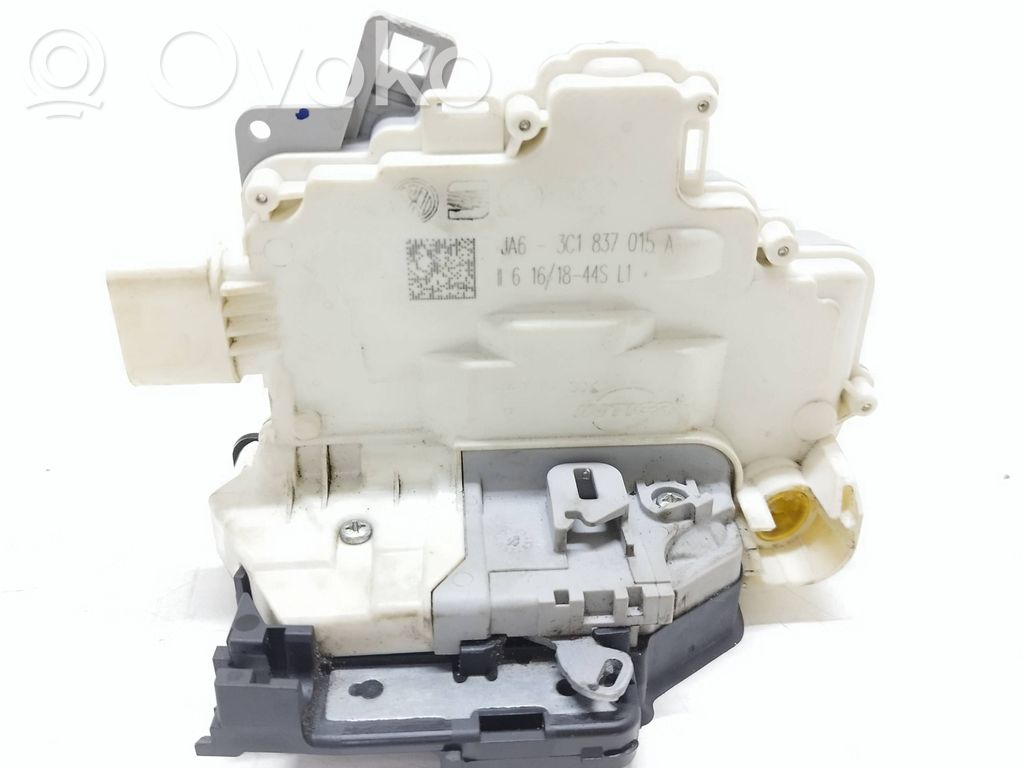 Volkswagen PASSAT B6 Serratura portiera anteriore
