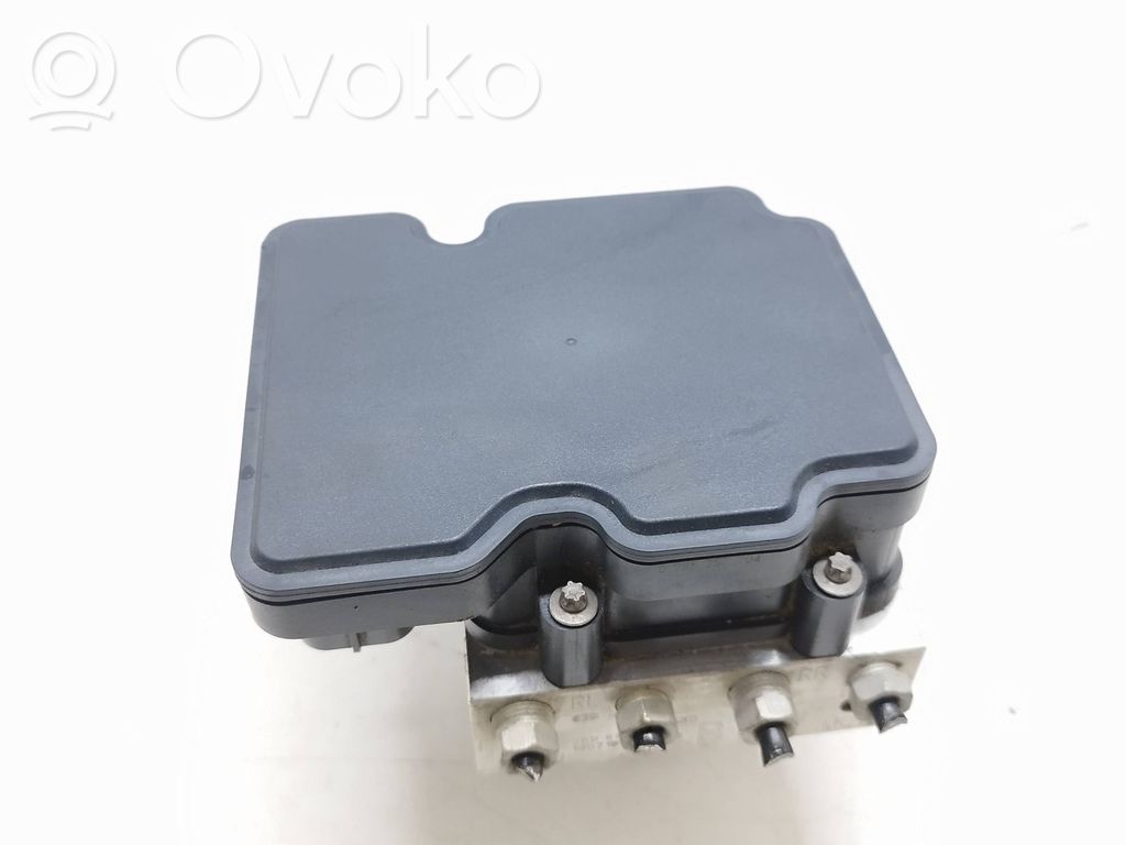 ABS bloks   39084530,269871,19071825966,0112453,0265956292,0404577,2265106516
