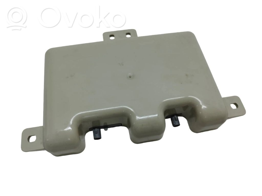 BMW 6 F12 F13 Amplificator antenă aeriană