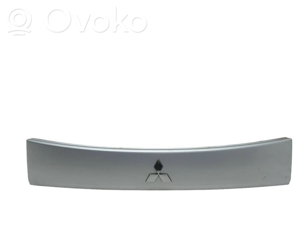 Mitsubishi i-MiEV Tailgate trim 