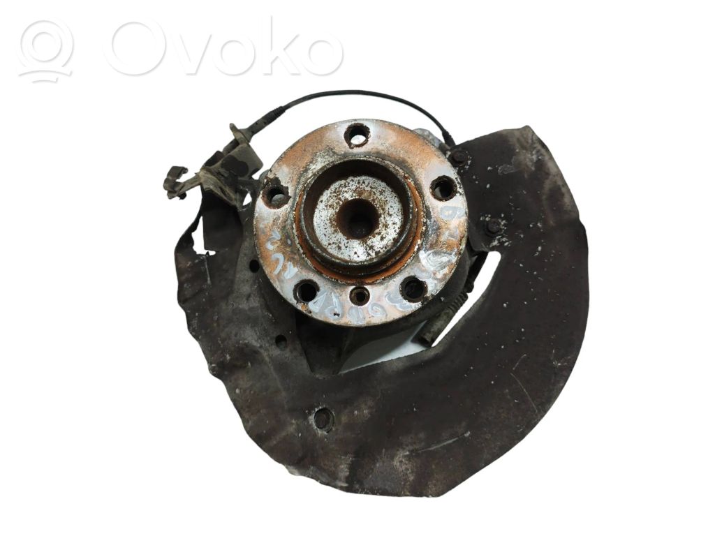 Front wheel hub