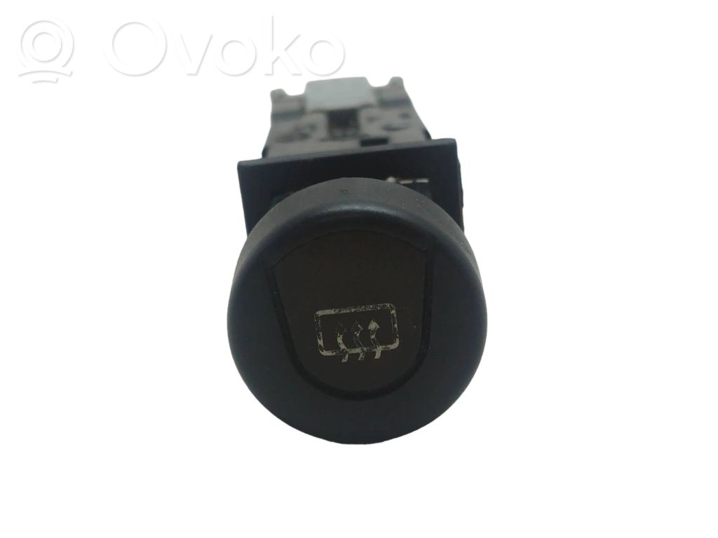 Windscreen/window heater switch