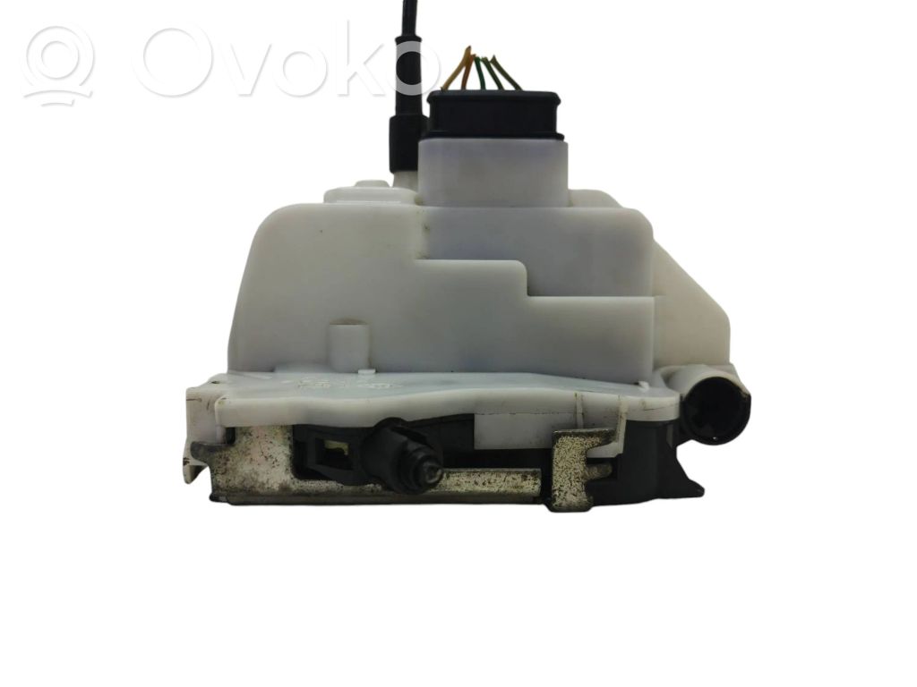 Citroen C2 Priekšpusē slēdzene 