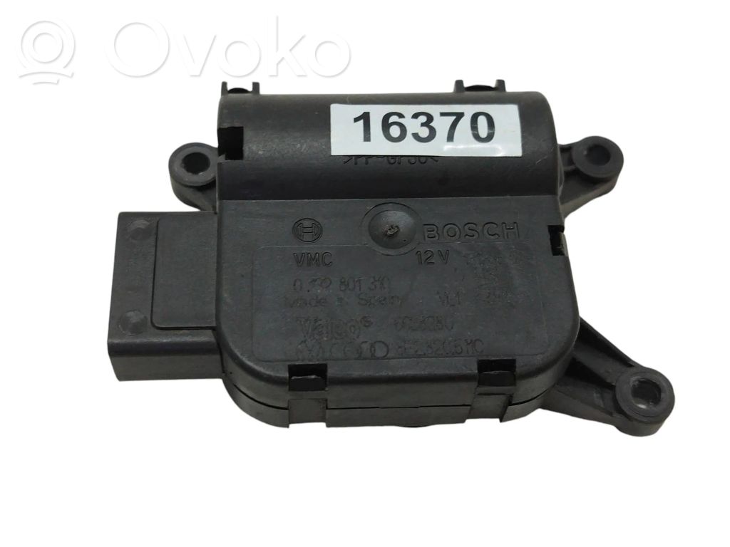 Audi A4 S4 B7 8E 8H Motor/actuator clapetă aer 