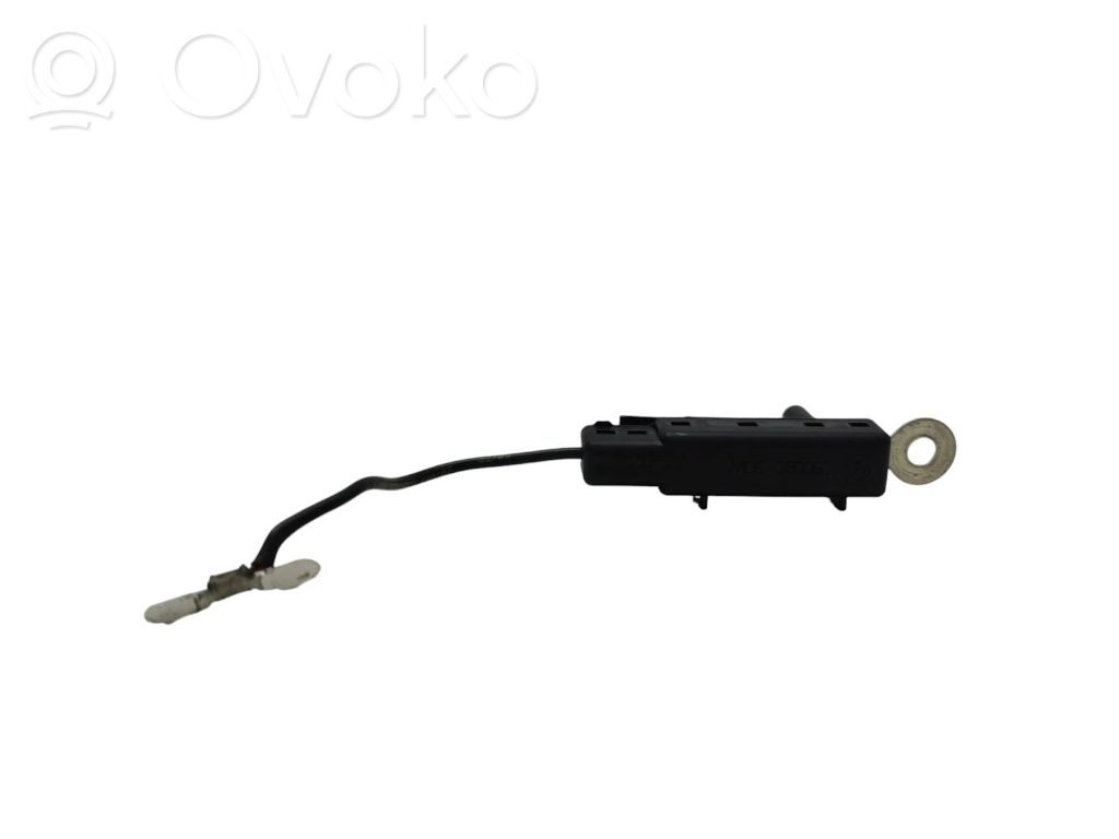 Volkswagen PASSAT CC Amplificatore antenna 