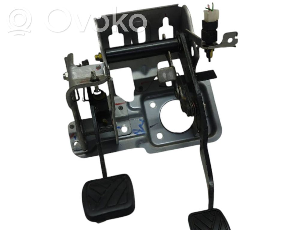 Suzuki Alto Pedal assembly 