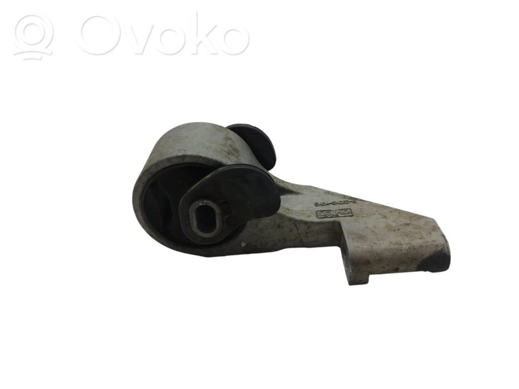 Moottorin kiinnikekorvake   5M646M007A