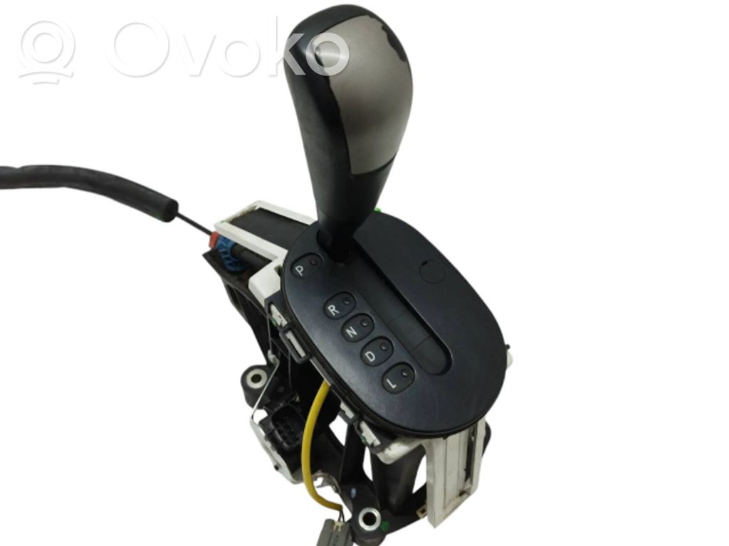 Selector caja de cambios   5M64CF1D25,00005337