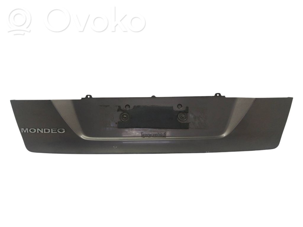 Ford Mondeo MK IV Rivestimento portellone