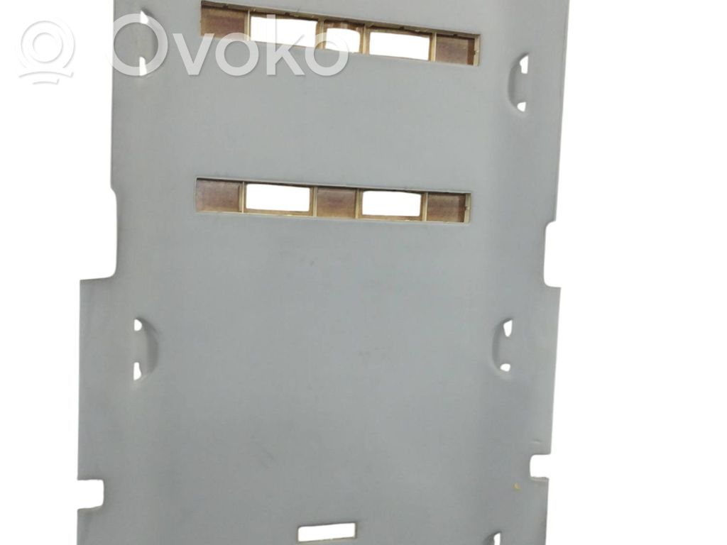 Podsufitka   UH8200447,421928