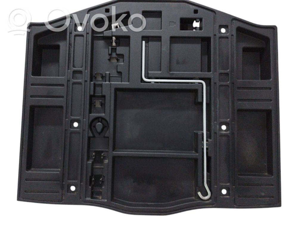 Lexus IS III XE30 Caja de herramientas 
