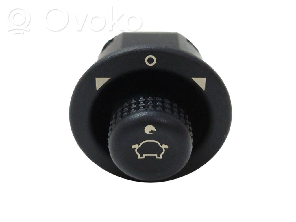 Interruptor del espejo lateral   93BG17B676BB