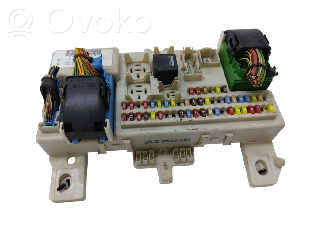 Ford Focus Fuse module 