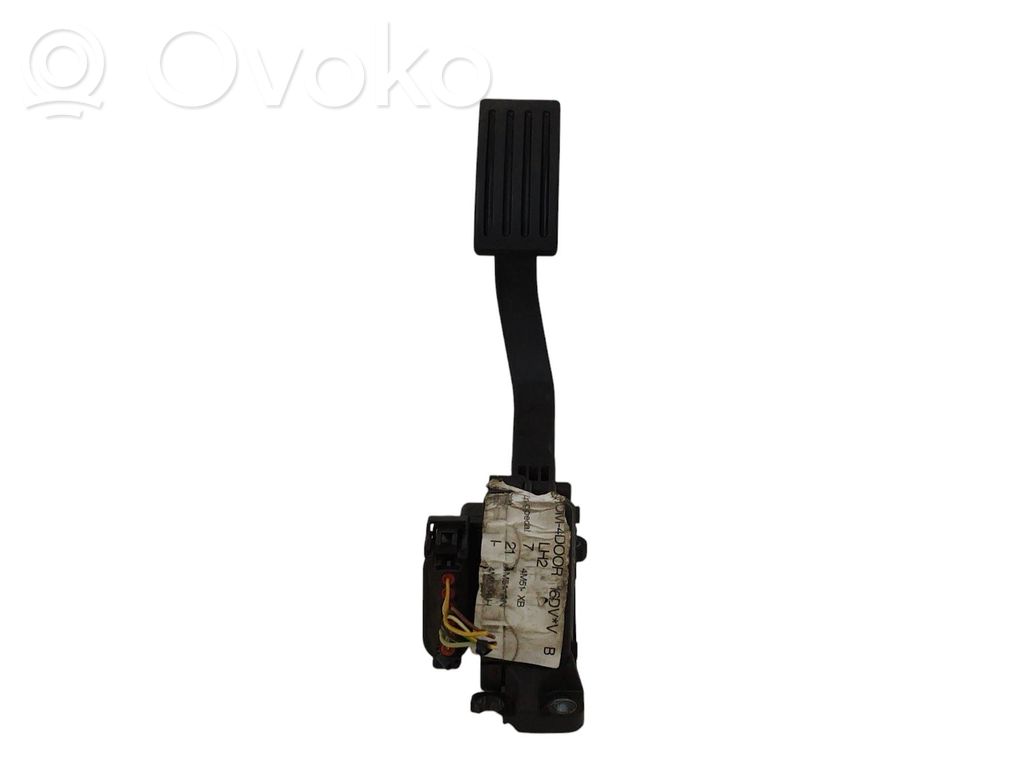 Pedal del acelerador   4M519F836AH,6PV00864101