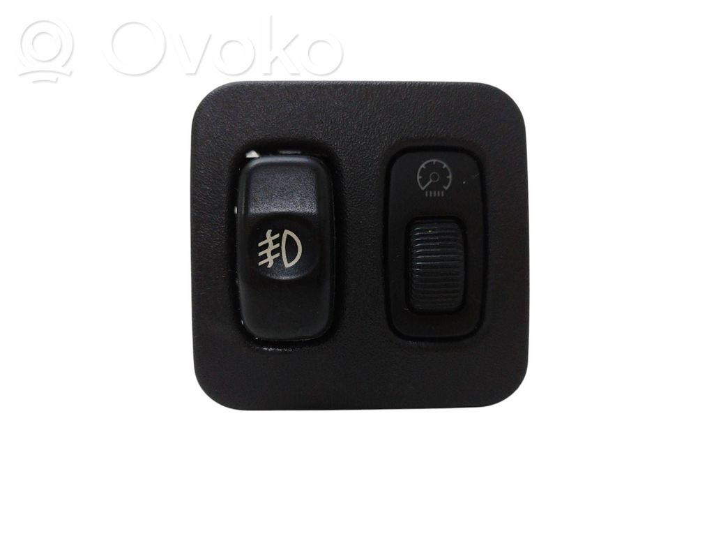Headlight level height control switch   MR4026