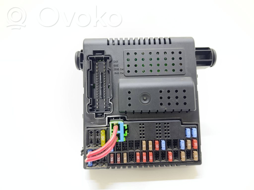 Volvo V70 Fuse module 