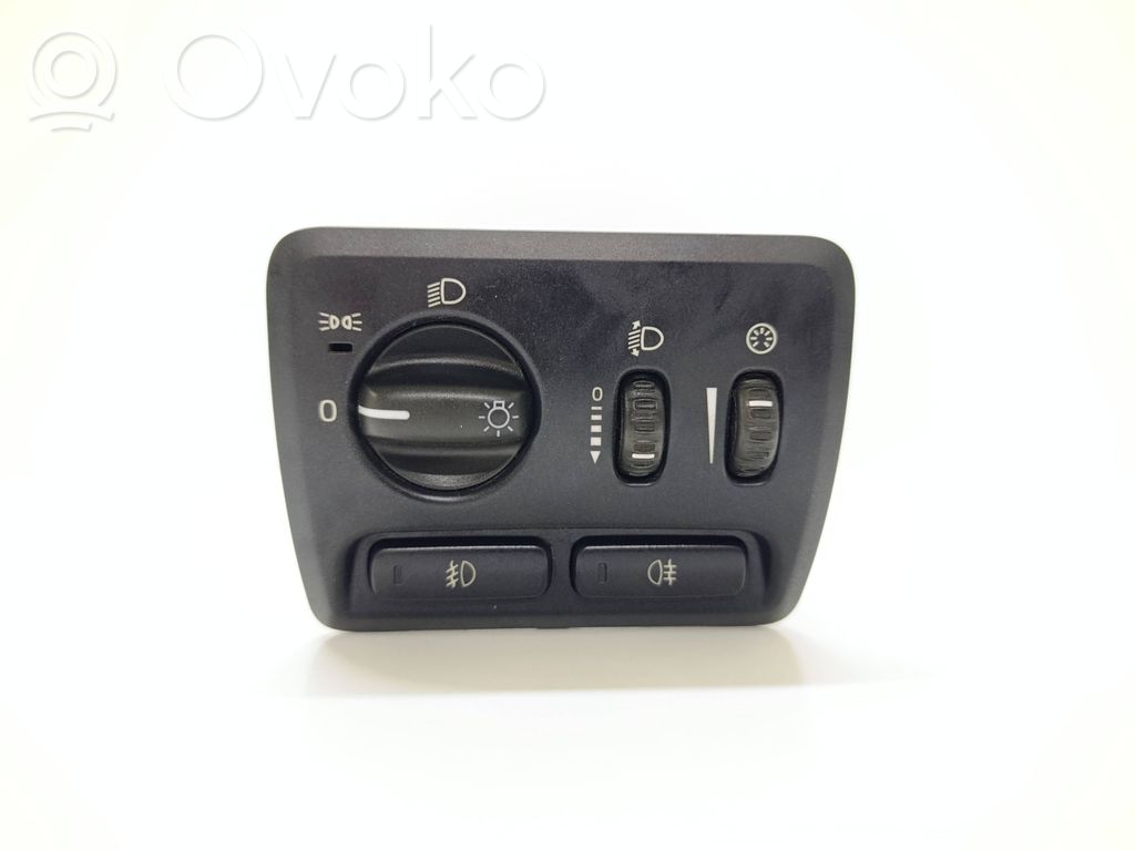 Volvo V70 Light switch 