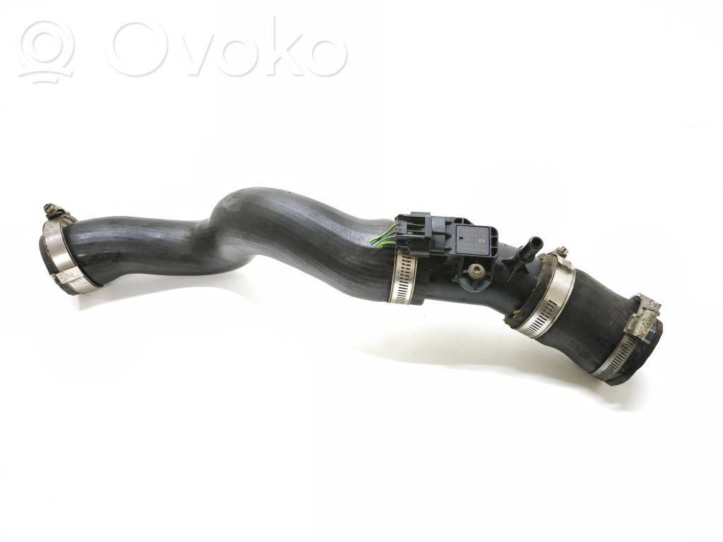 Ford Focus Manguera/tubo del intercooler 