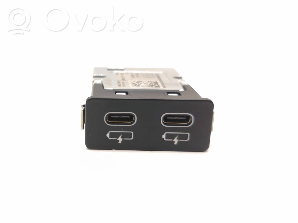 BMW 3 G20 G21 Connettore plug in USB 
