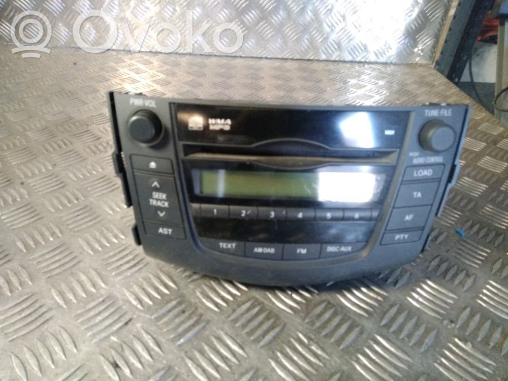 Toyota RAV 4 (XA30) Panel / Radioodtwarzacz CD/DVD/GPS 
