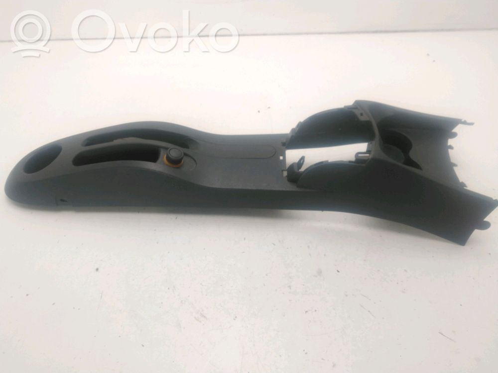 Renault Clio III Centrālā konsole 