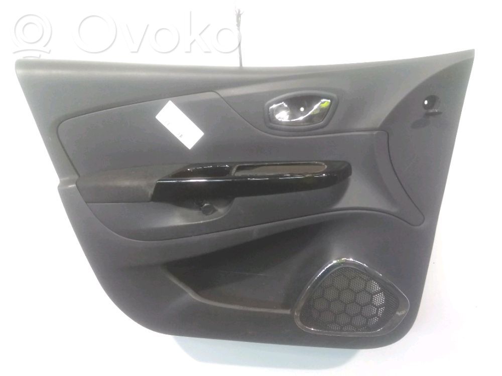 Renault Captur Rivestimento del pannello della portiera anteriore 