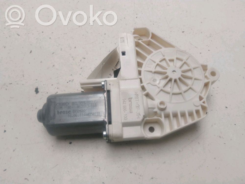 Fensterhebermotor Tür vorne   8K0959802C