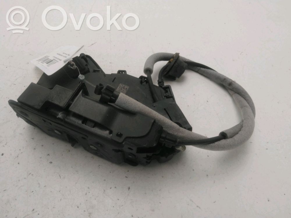 Cerradura de puerta trasera   5TA839016Q