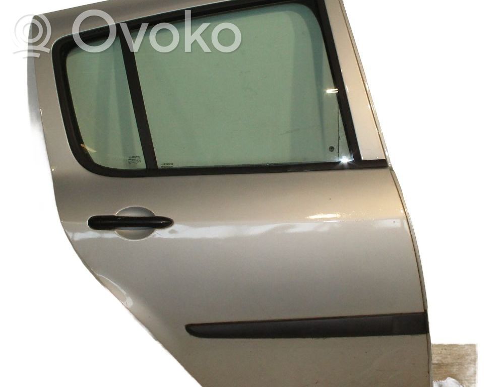 Porte arrière   821003585R
