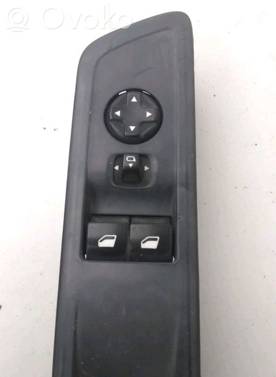 Electric window control switch   98329368ZD