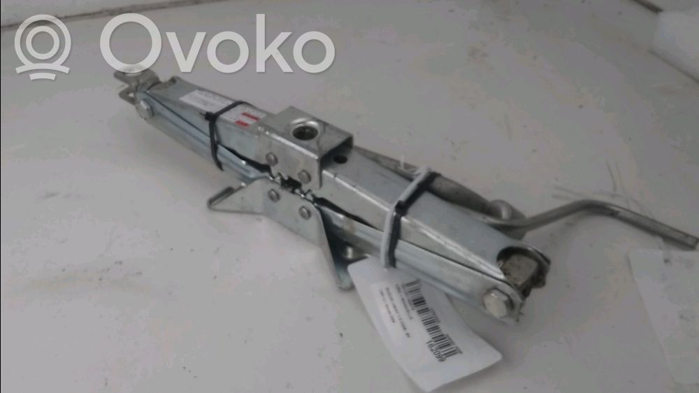 Suzuki Jimny Set di attrezzi 