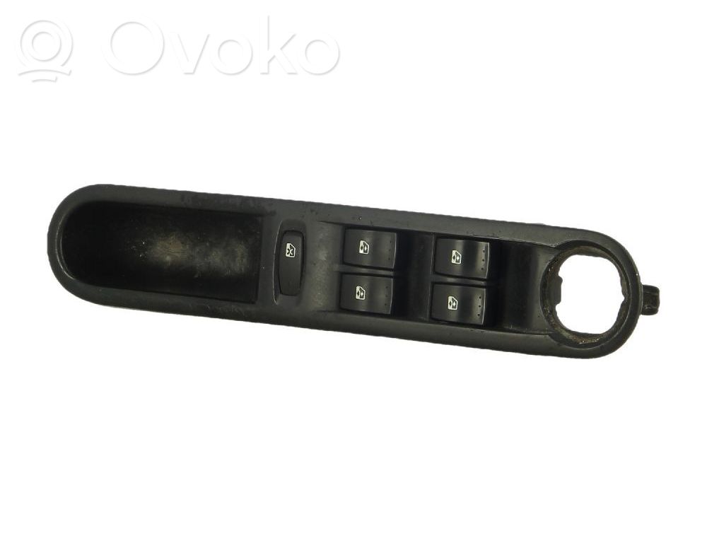 Comutator comandă geamuri electrice   8200015089,8200519355