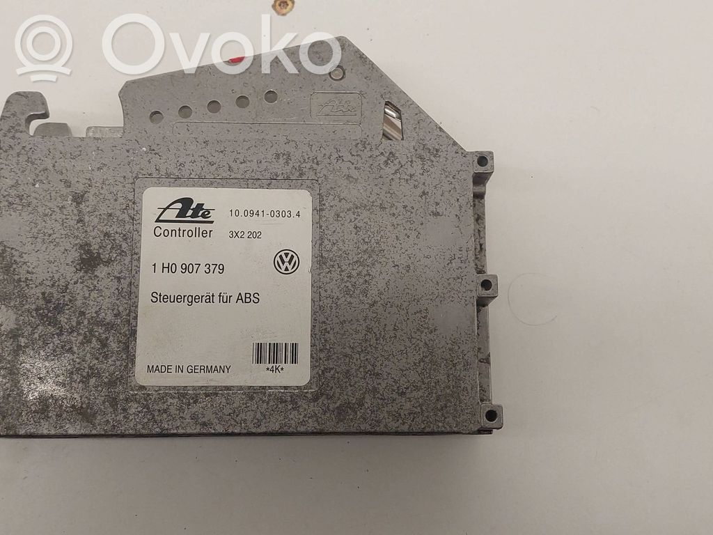 Volkswagen Golf III ABS control unit/module 