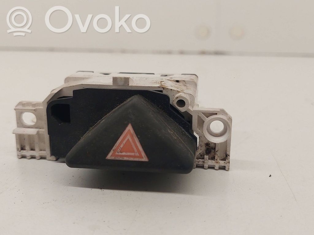 Ford Focus Hazard light switch 