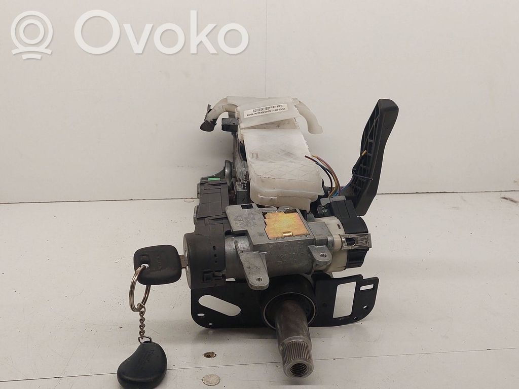 Volvo V70 Vairo rato ašies komplektas 