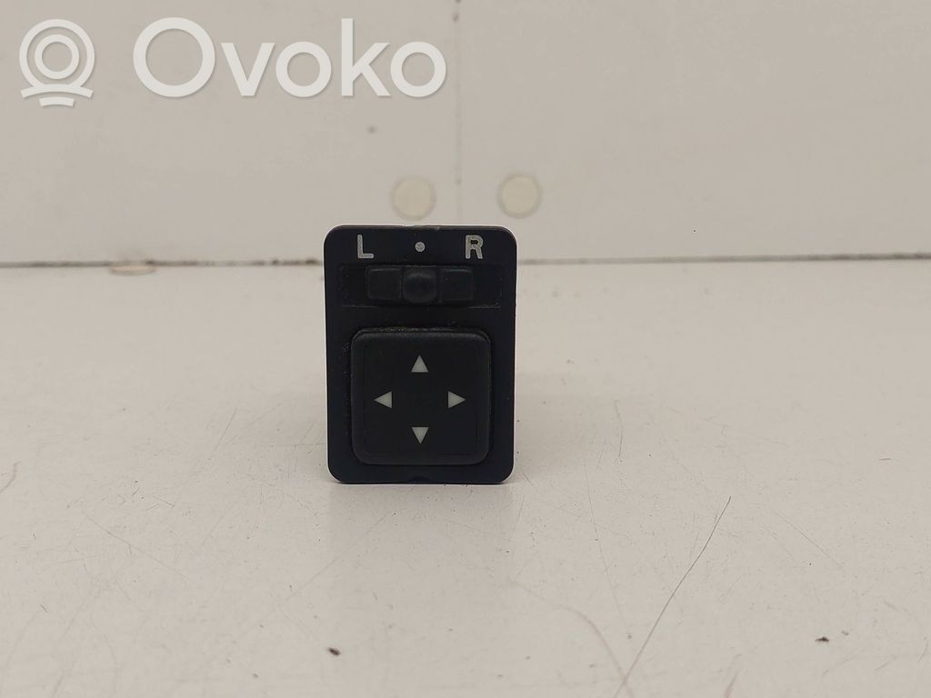 Mitsubishi Carisma Wing mirror switch 