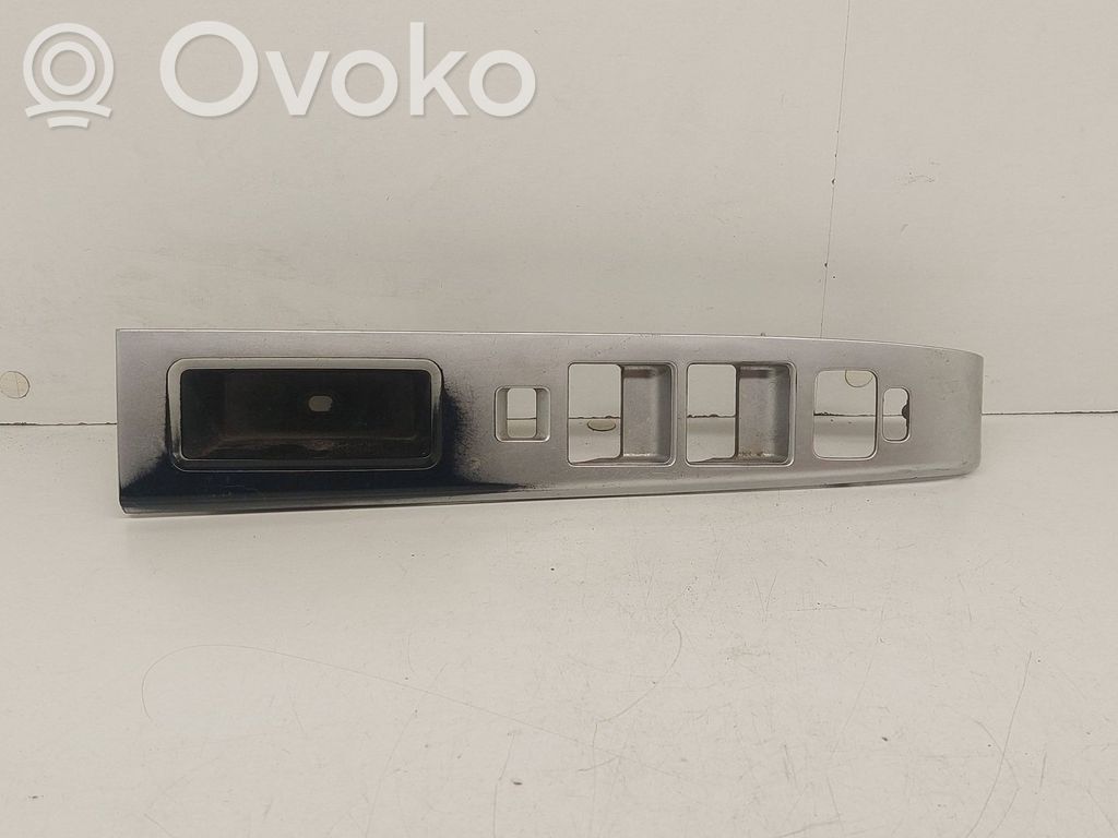 Mazda 5 Front door window switch trim 