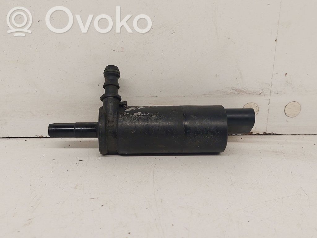 BMW 5 E39 Ajovalonpesimen pumppu 