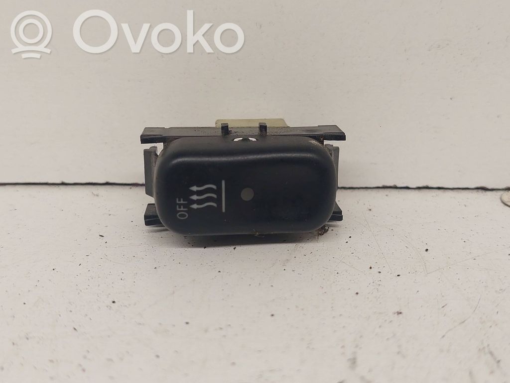 Mercedes-Benz E W210 Windscreen/window heater switch 