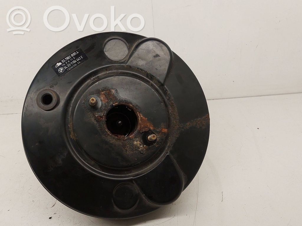 BMW 3 E46 Brake booster 