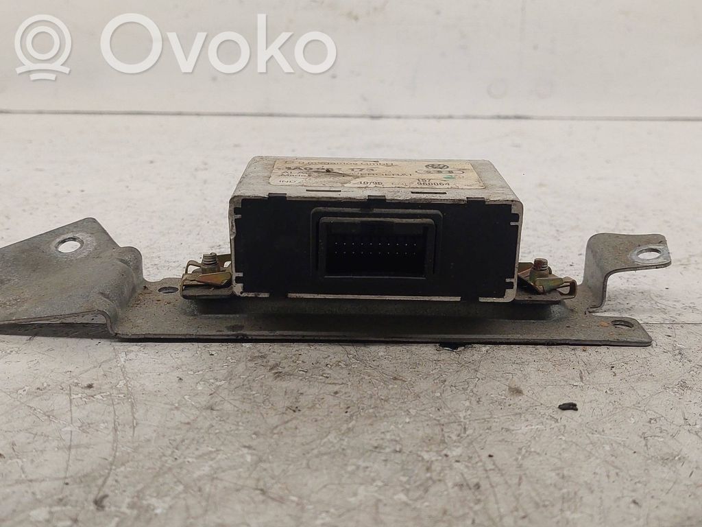 Audi A6 S6 C4 4A Signalizācijas vadības bloks 