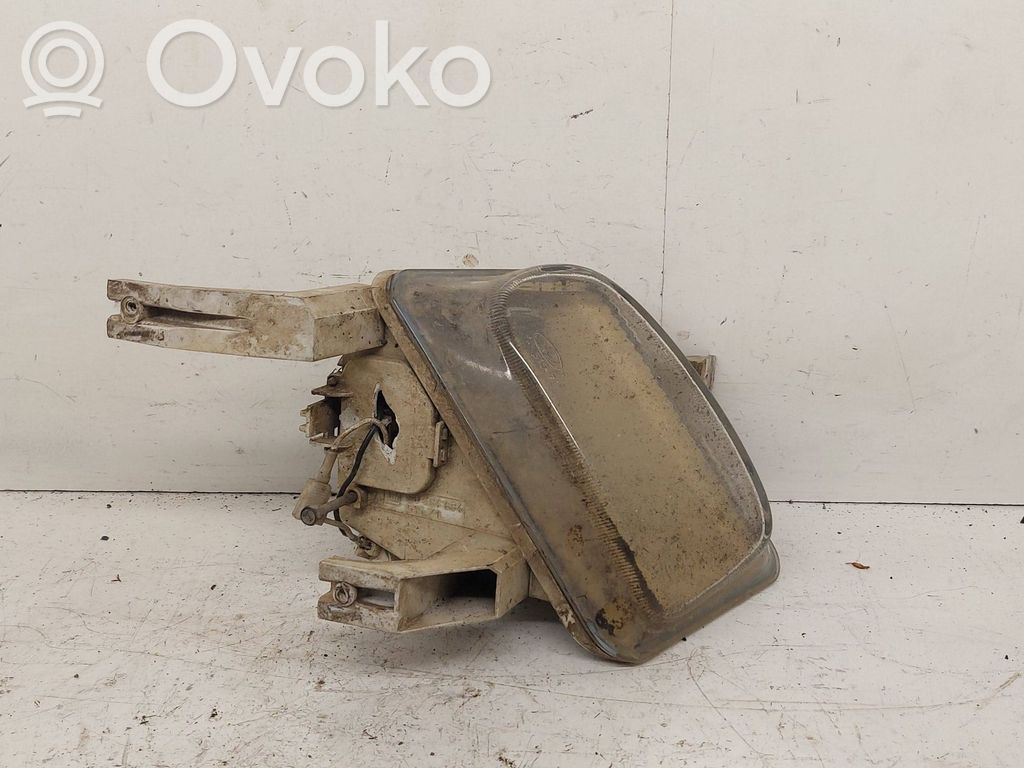 Opel Vectra B Etusumuvalo 