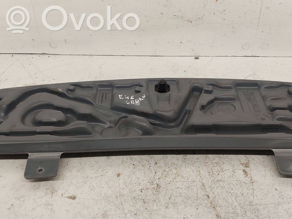 BMW 3 E46 Instrumentu kaste 