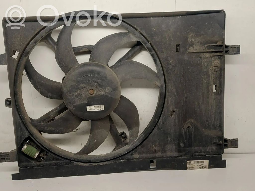 Opel Corsa D Elektrinis radiatorių ventiliatorius 