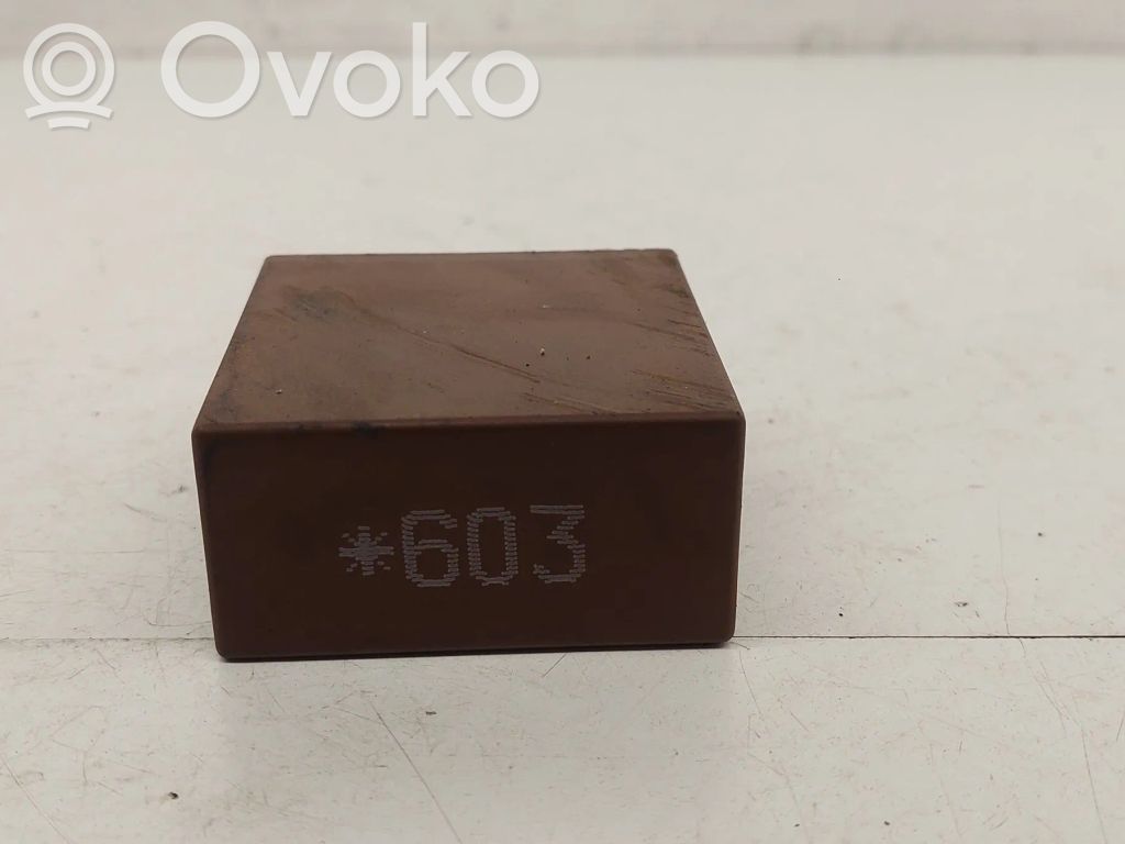 Audi A6 S6 C5 4B Other relay 