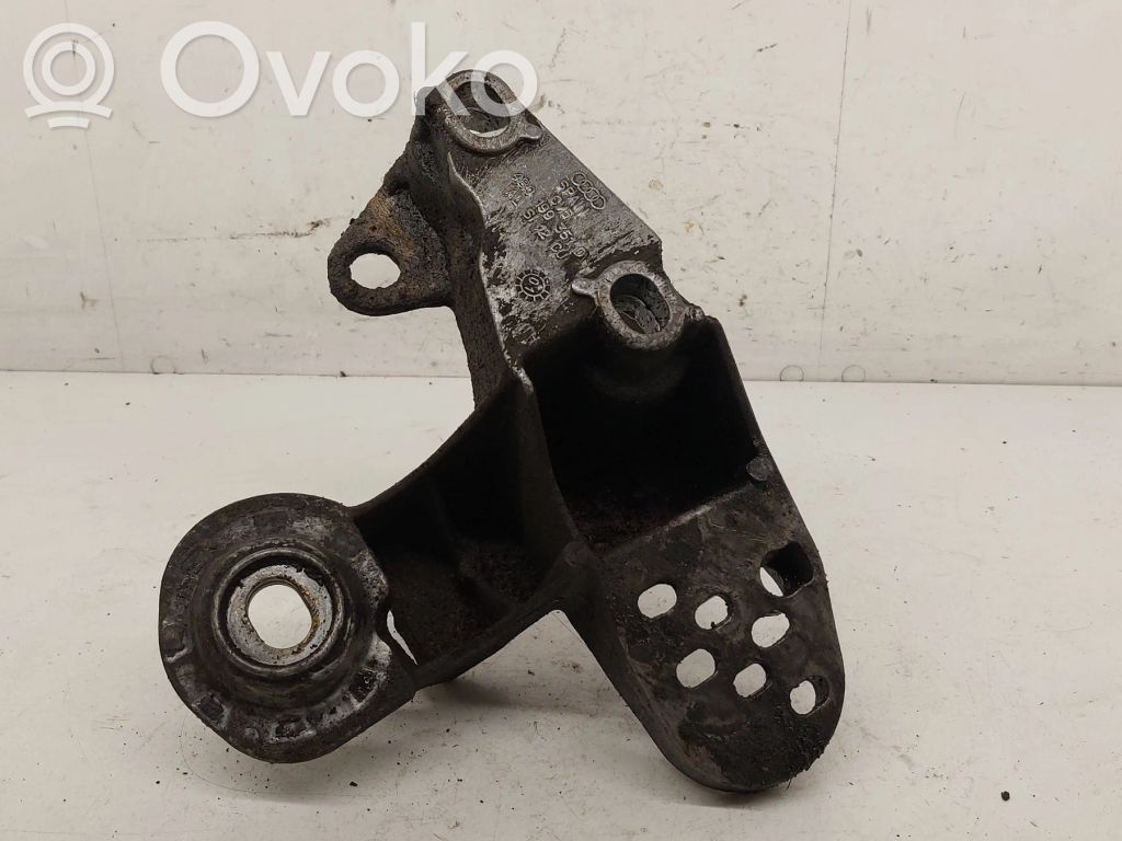 Audi A6 S6 C5 4B Engine mounting bracket 