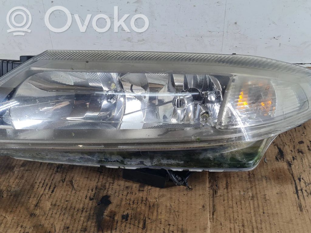Renault Laguna II Headlight/headlamp 