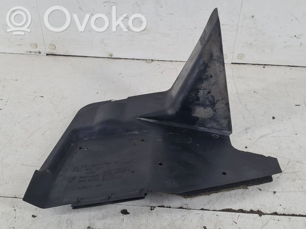 Ford Galaxy Kita variklio skyriaus detalė 
